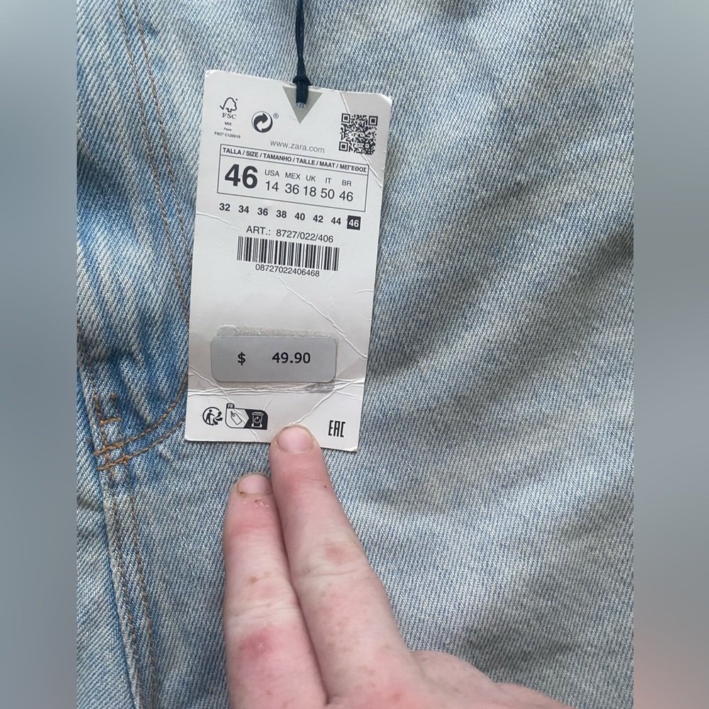 Brand new never worn ZARA JEANS , tag still on no need for them ,